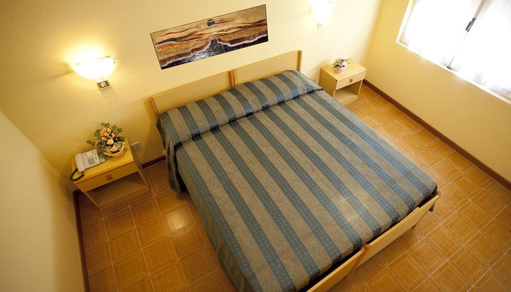 Hotel Moderna Parma
