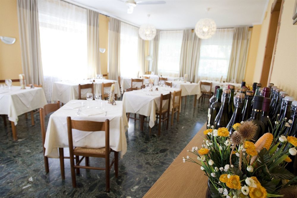 Hotel Moderna 3*